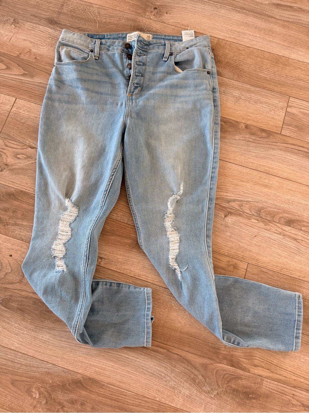 Abercrombie & Fitch Super Skinny High Rise Button Fly Distressed Jeans 30 10R